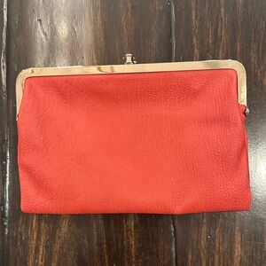 Coral Clutch